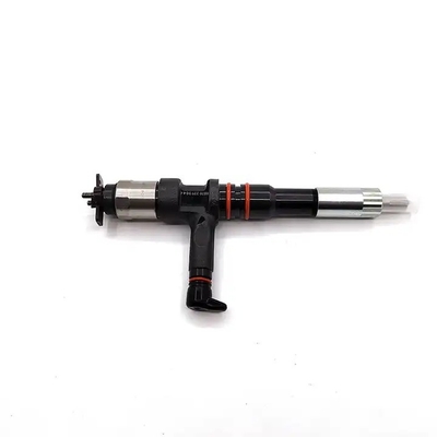 Common Rail Yakıt Enjeksiyonu 095000-6070 6251-11-3100 Komatsu için PC350-7 PC400-7 PC400-8 PC450-7 PC550 WA320 WA470