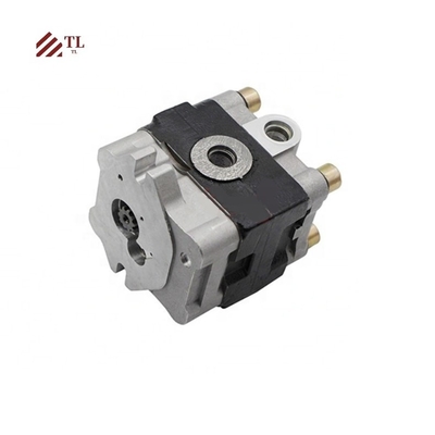 - PVD-2B-40 Kazı makinesi pilot pompası Hidrolik ana pompa PVD-2B-40 dişli pompası 172459-73511